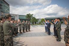 사진) 전주대 학군사관후보생(ROTC) 하계입영훈련 격려를 위해 육군학생군사학교 방문 (1).jpg